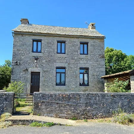 Les Lilas De Recoules Holiday home