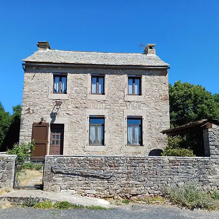 Les Lilas De Recoules Holiday home *